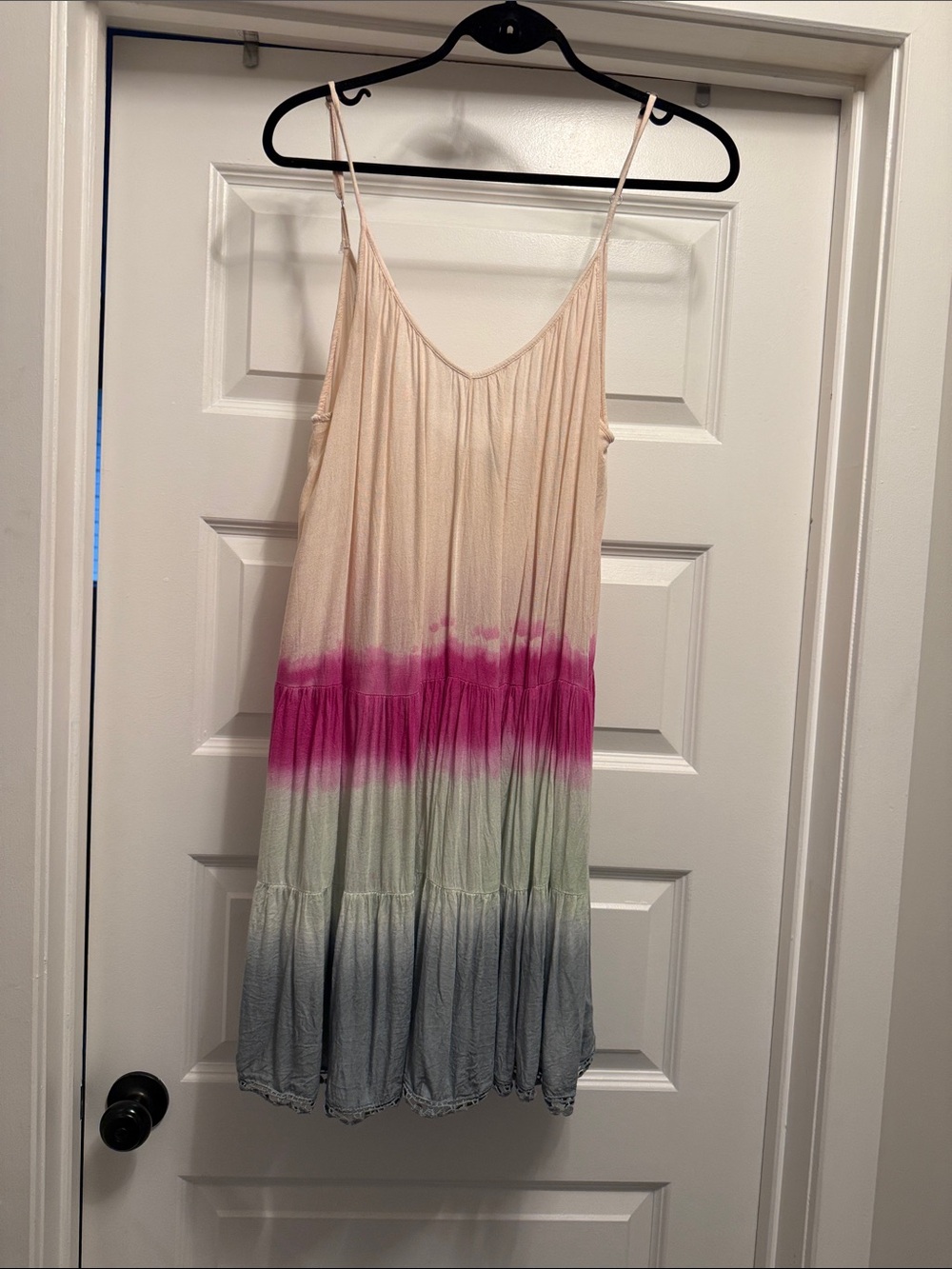 Woman' Sleeveless Tie-Dye Tiered Dress - Pink Gradient